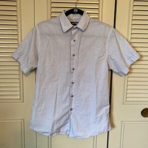 Short sleeve shirt